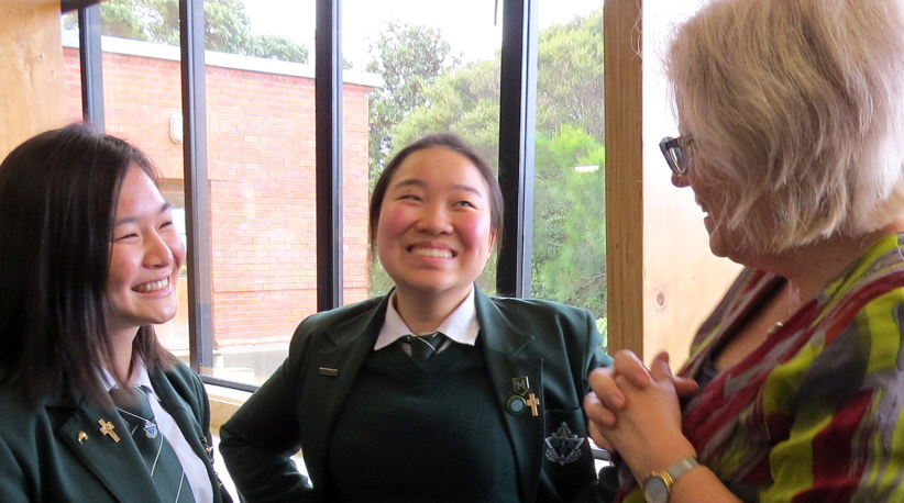 Marg with international girls-4web.jpg