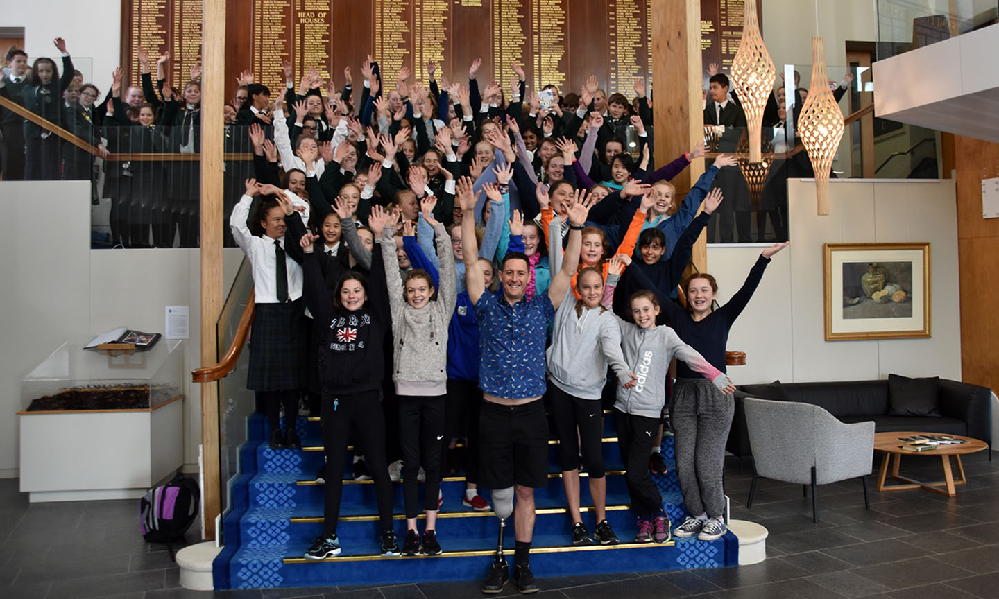DSC_0056-William Pike and Marsden Y8-hands in air-4web.jpg