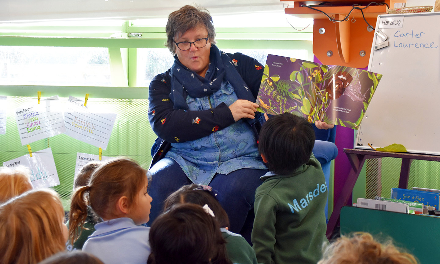 DSC_0078-Margaret Tolland reads to Preschoolers-4web2.jpg
