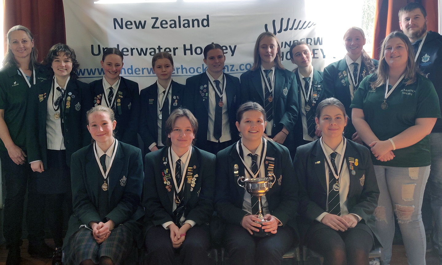 Marsden UWH-NZSS Champions-4web.jpg