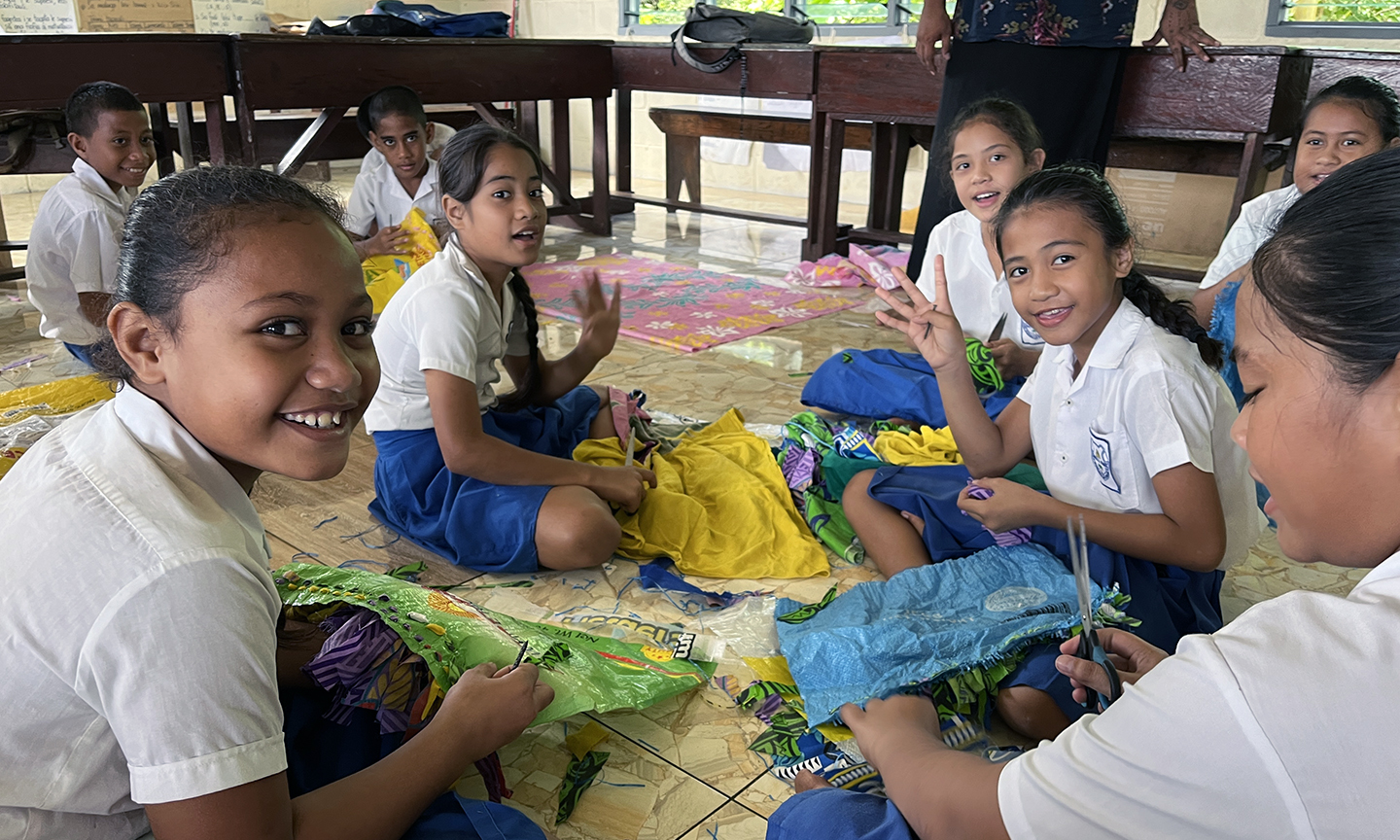 School Girls Making Mats 4Web